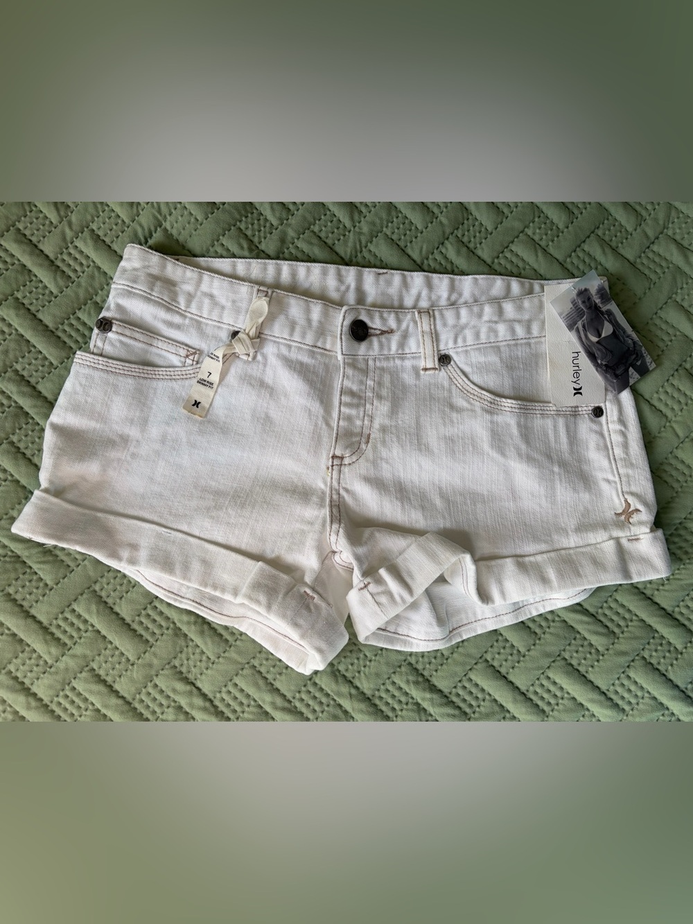 NEW Hurley White Women's Denim Rolled-Hem Shorts